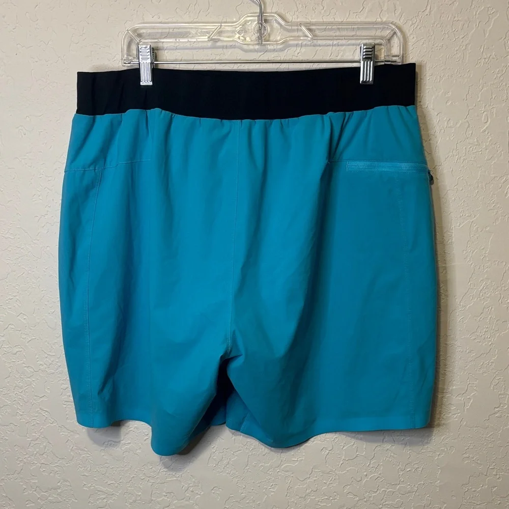 Greyson Versatile Coywolf shorts - Picture 5 of 8